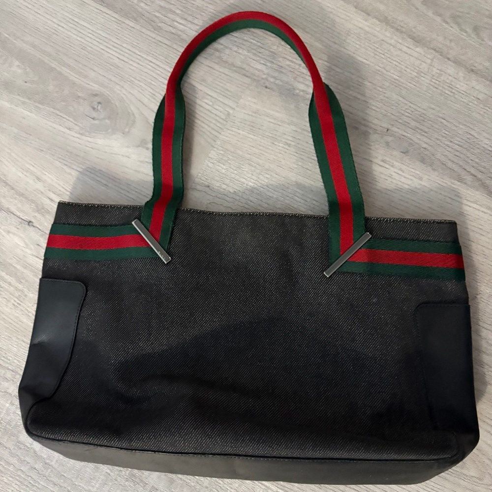 Vintage Gucci handbag